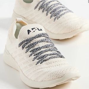 Women's TechLoom Wave Pristine / Midnight - Pristine / Midnight